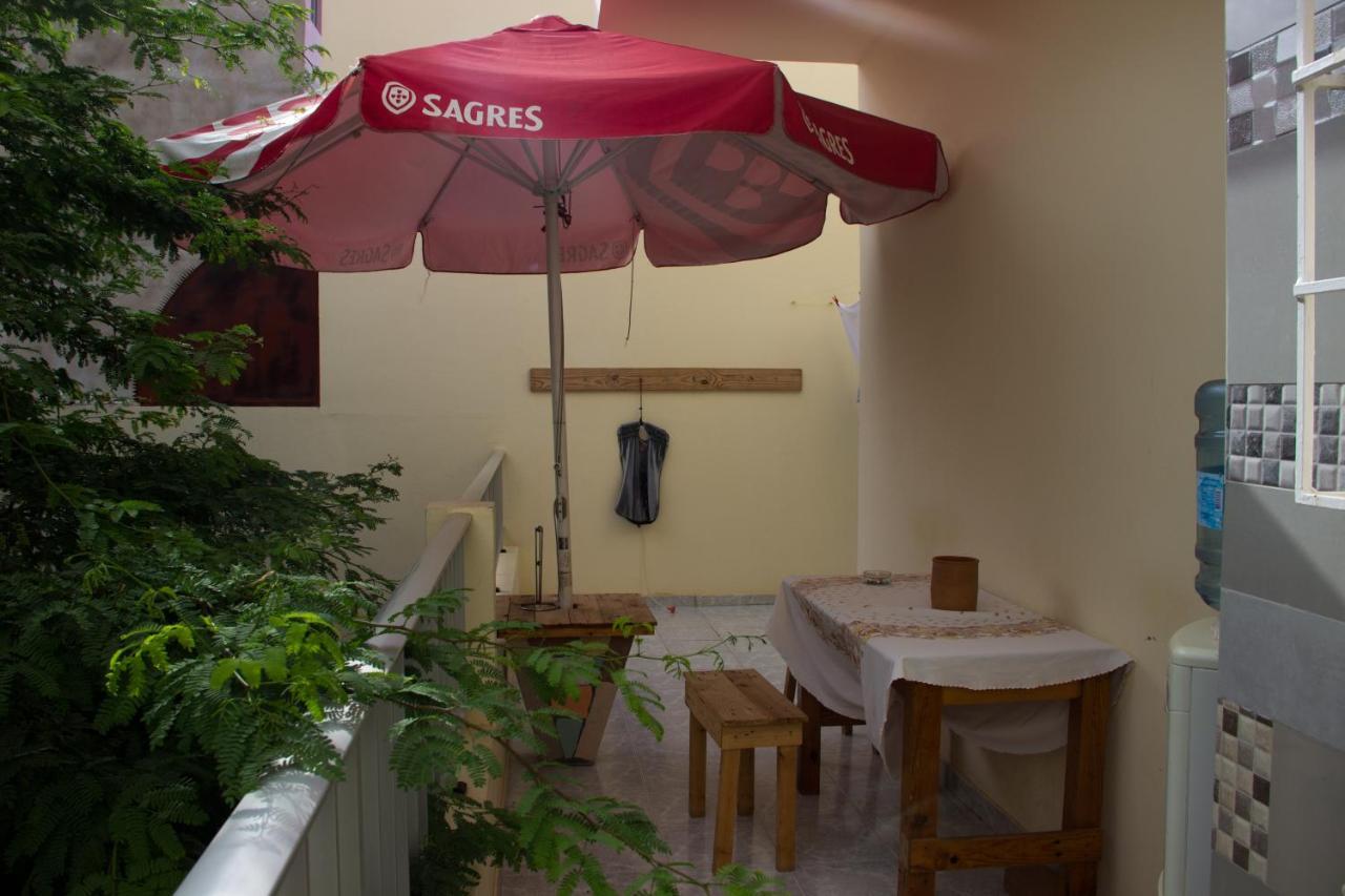 Simabo'S Backpackers' Hostel 明德卢 外观 照片